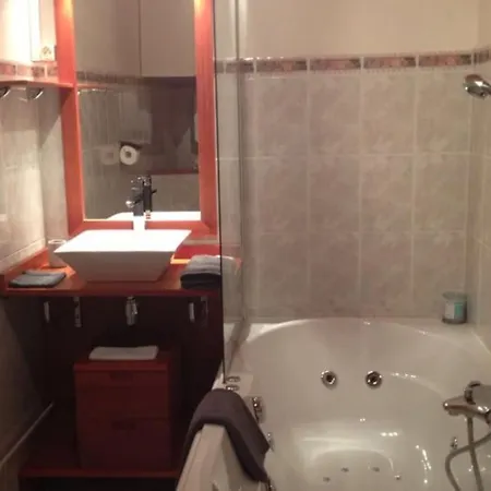 La Miltiere, Maison Avec Piscine, Et Sauna * Isigny-le-Buat