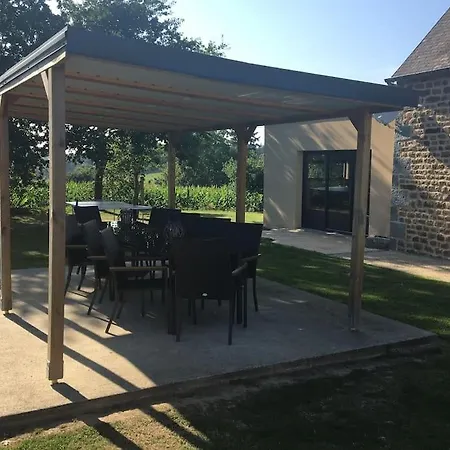 別荘 La Miltiere, Maison Avec Piscine, Et Sauna