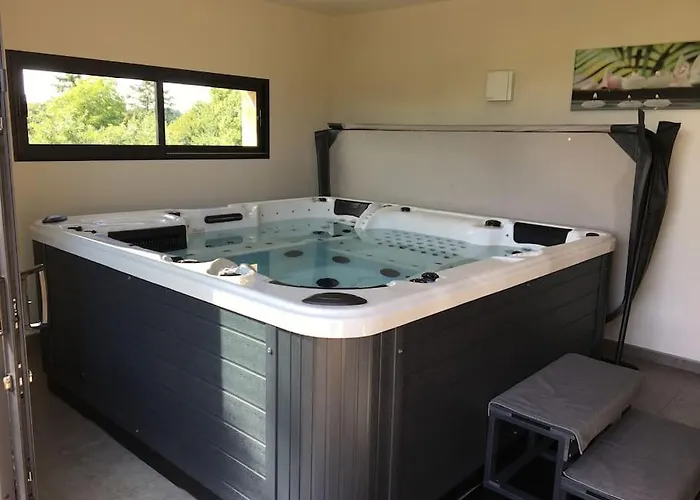 La Miltiere, Maison Avec Piscine, Et Sauna Isigny-le-Buat